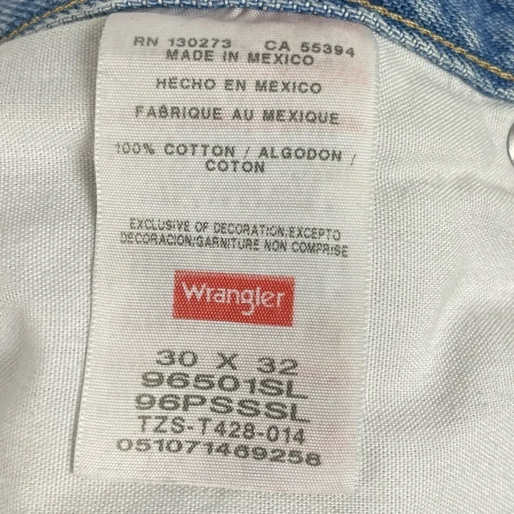 Wrangler 30 X 32 Straight Leg Stonewash Jeans Light Wash